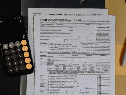 Bookkeeping tax form and calculator